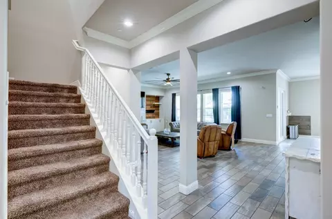 Entry Way - 3211 Salem Ave, Clovis, CA 93619 photo 2 of 3