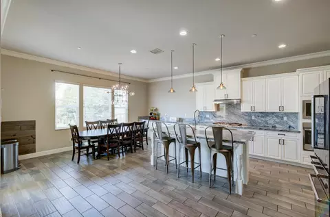 Kitchen - 3211 Salem Ave, Clovis, CA 93619 photo 2 of 4