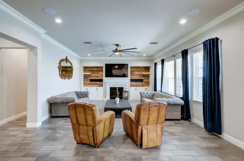 Living - 3211 Salem Ave, Clovis, CA 93619 photo 3 of 4