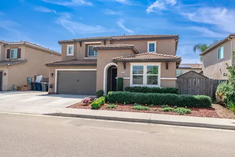 3546 Saginaw Ave, Clovis, CA 93619