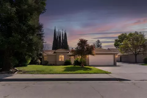 2019 Oak St, Selma, CA 93662