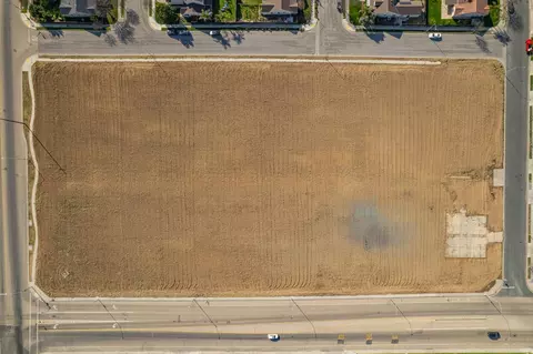 1745 Bethel Ave, Sanger, CA 93657 photo 3