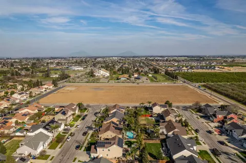 1745 Bethel Ave, Sanger, CA 93657 photo 4