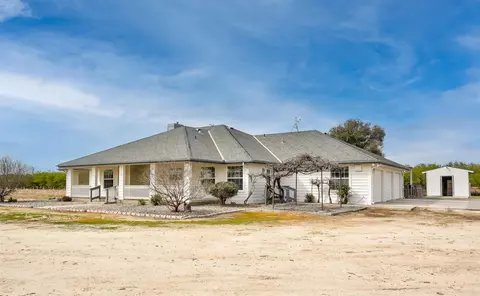 Exterior - 10277 Road 28 12, Madera, CA 93637 photo 2 of 14