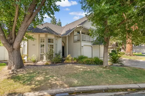 2727 W Bluff Ave #125, Fresno, CA 93711