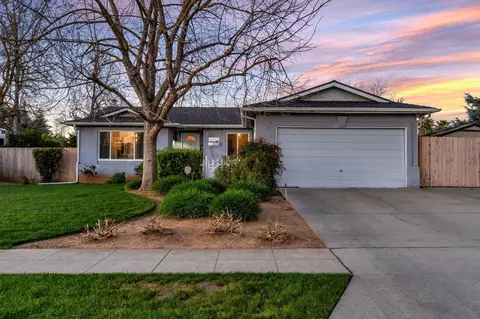 3120 W San Ramon Ave, Fresno, CA 93711
