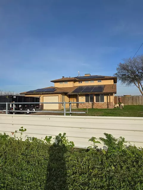 Exterior - 6873 20th Ave, Lemoore, CA 93245 photo 16 of 17