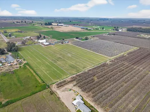 View/Area - 6873 20th Ave, Lemoore, CA 93245 photo 6 of 29