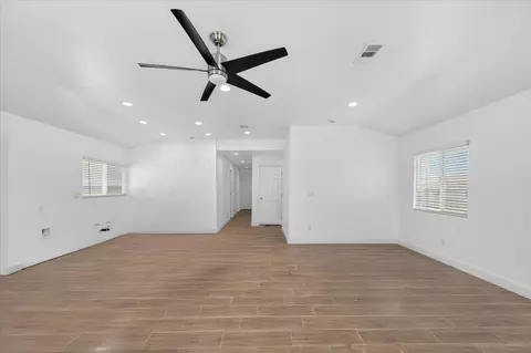 Living - 6873 20th Ave, Lemoore, CA 93245 photo 5 of 7