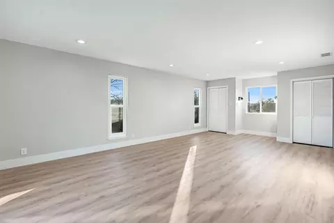 Living - 28718 Auberry Rd, Prather, CA 93651 photo 11 of 11
