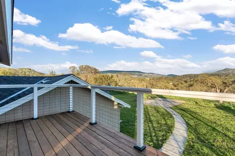 Exterior - 28718 Auberry Rd, Prather, CA 93651 photo 7 of 18