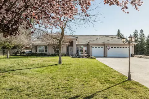 36752 Avenue 13, Madera, CA 93636