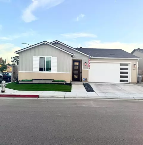 6657 E Home Ave, Fresno, CA 93727