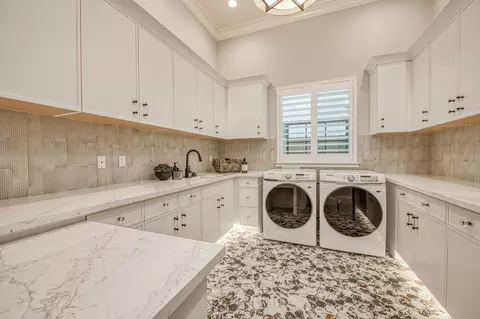Other - 2329 E Putter Way, Fresno, CA 93730 photo 6 of 10