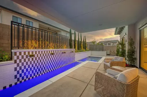Exterior - 2329 E Putter Way, Fresno, CA 93730 photo 5 of 8