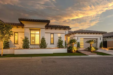 Exterior - 2329 E Putter Way, Fresno, CA 93730 photo 8 of 8