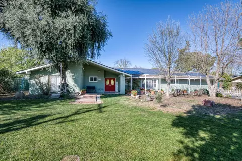 6732 E Harvey Ave, Fresno, CA 93727