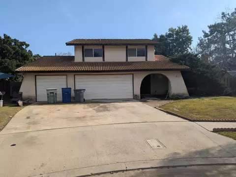 5178 E Woodward Ave, Fresno, CA 93727