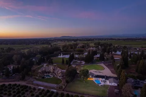 View/Area - 11735 E Santa Ana Ave, Clovis, CA 93619 photo 3 of 4