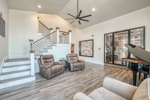 Living - 11735 E Santa Ana Ave, Clovis, CA 93619 photo 1 of 4