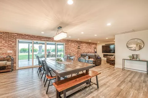 Dining - 11735 E Santa Ana Ave, Clovis, CA 93619 photo 1 of 4