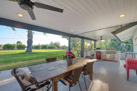 Exterior - 11735 E Santa Ana Ave, Clovis, CA 93619 photo 15 of 25