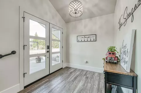 Entry Way - 11735 E Santa Ana Ave, Clovis, CA 93619 photo 2 of 7