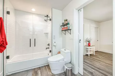 Bath - 11735 E Santa Ana Ave, Clovis, CA 93619 photo 1 of 8