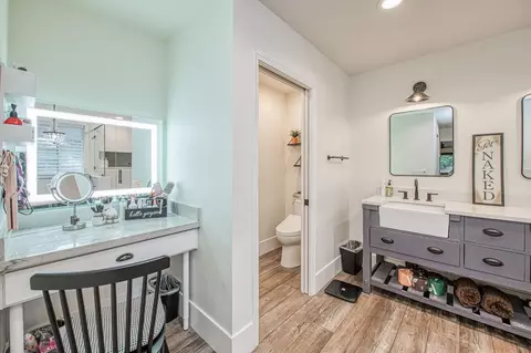 Bath - 11735 E Santa Ana Ave, Clovis, CA 93619 photo 5 of 8
