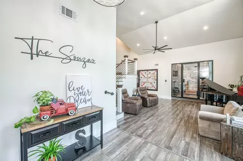Entry Way - 11735 E Santa Ana Ave, Clovis, CA 93619 photo 1 of 7
