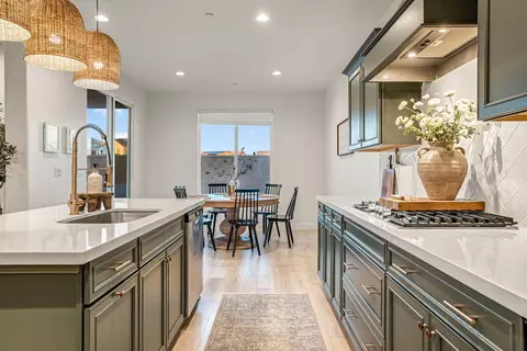 Kitchen - 1811 Agua Dulce Ave, Clovis, CA 93619 photo 7 of 7