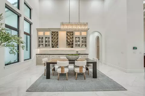 Dining - 3729 E Queens Ct, Clovis, CA 93619 photo 3 of 3