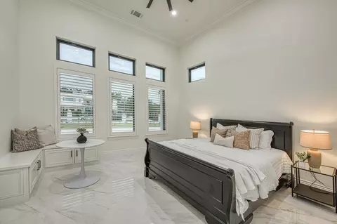 Bedroom - 3729 E Queens Ct, Clovis, CA 93619 photo 3 of 4