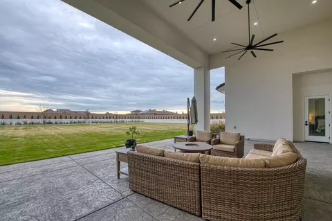 Other - 3729 E Queens Ct, Clovis, CA 93619 photo 11 of 14