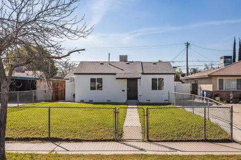 3864 E Lyell Ave, Fresno, CA 93702