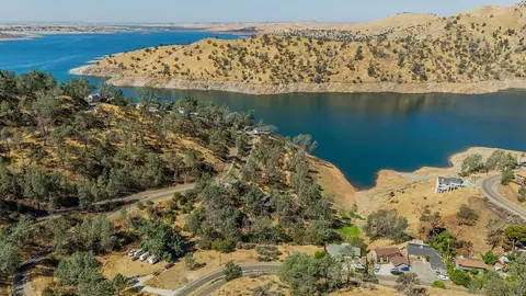 27757 Sky Harbour Rd, Friant, CA 93626