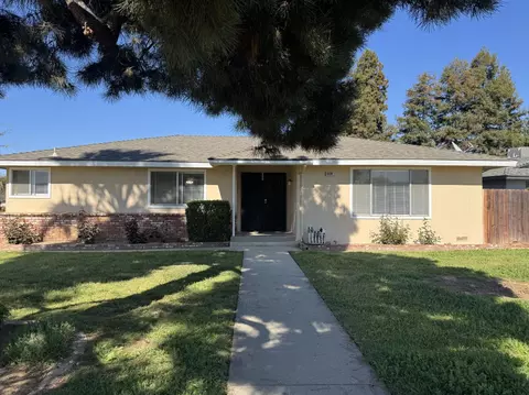 6620 N Sierra Vista Ave, Fresno, CA 93710