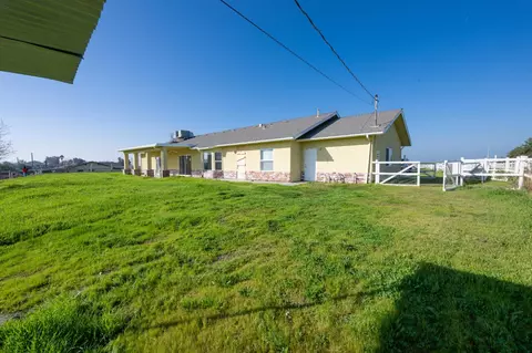 Exterior - 37216 Highway 145, Madera, CA 93636 photo 5 of 5