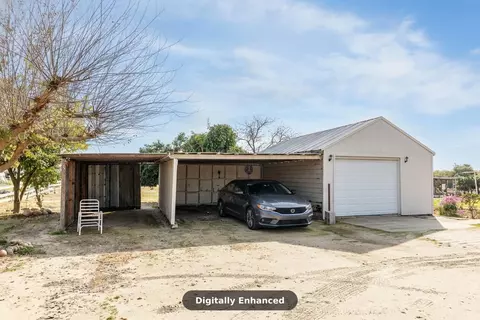 Exterior - 12283 E Dinuba Ave, Selma, CA 93662 photo 3 of 9