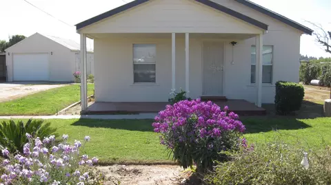 Exterior - 12283 E Dinuba Ave, Selma, CA 93662 photo 9 of 9