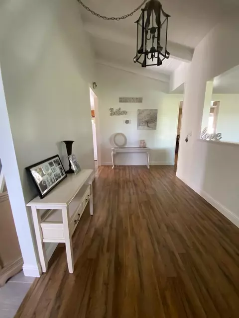 Entry Way - 17366 E Belmont Ave, Sanger, CA 93657 photo 1 of 2