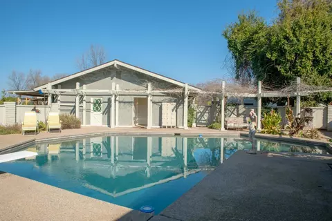 Exterior - 17366 E Belmont Ave, Sanger, CA 93657 photo 5 of 9