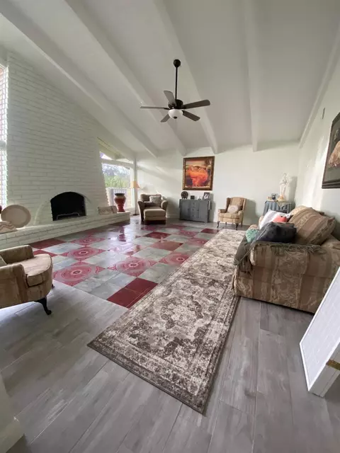 Living - 17366 E Belmont Ave, Sanger, CA 93657 photo 2 of 2