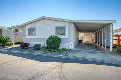 1551 6th Avenue Dr #157, Kingsburg, CA 93631