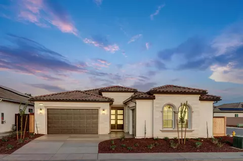 Exterior - 1675 N Blackwood Ave, Clovis, CA 93619 photo 2 of 2