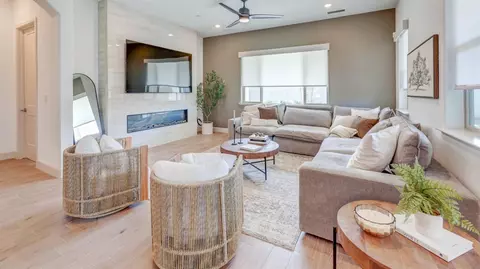 Living - 1675 N Blackwood Ave, Clovis, CA 93619 photo 1 of 2