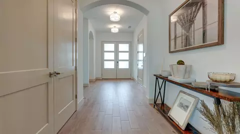 Entry Way - 1675 N Blackwood Ave, Clovis, CA 93619 photo 1 of 1