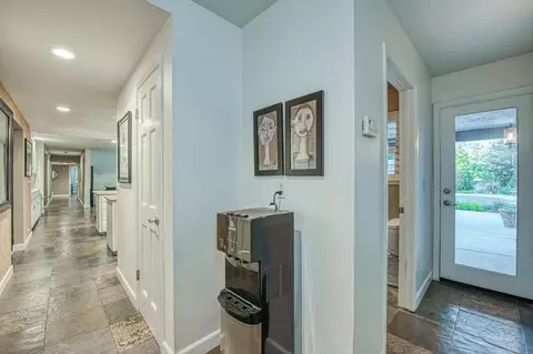 Entry Way - 2649 Heritage Ave, Clovis, CA 93619 photo 8 of 11