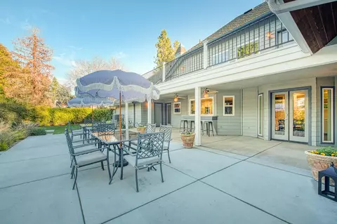 Exterior - 2649 Heritage Ave, Clovis, CA 93619 photo 7 of 10