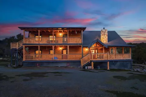 43227 Leach Rd, Ahwahnee, CA 93601